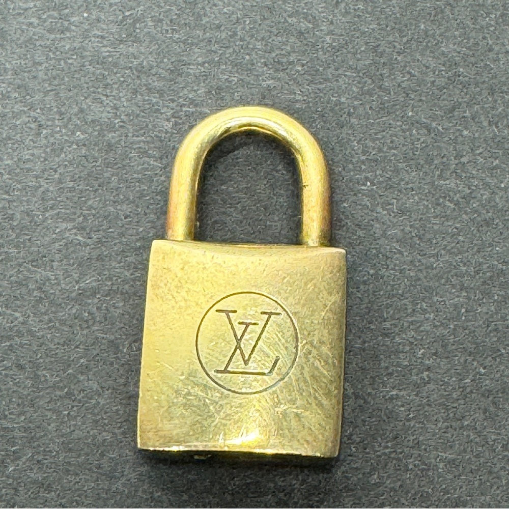 Louis Vuitton Brass 230 Padlock  No Key